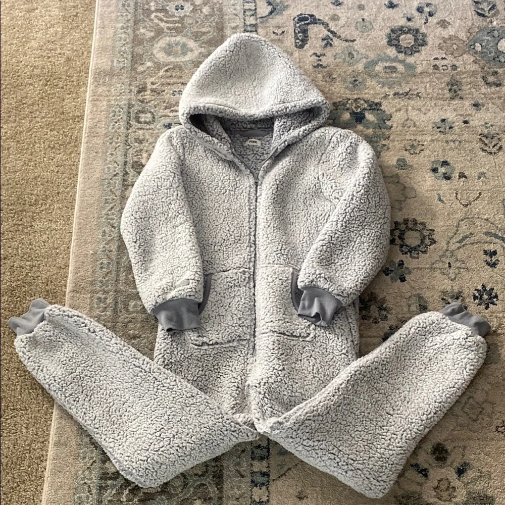 PINK Victoria's Secret Gray Sherpa Zip-Up Onesie - Picture 3 of 6